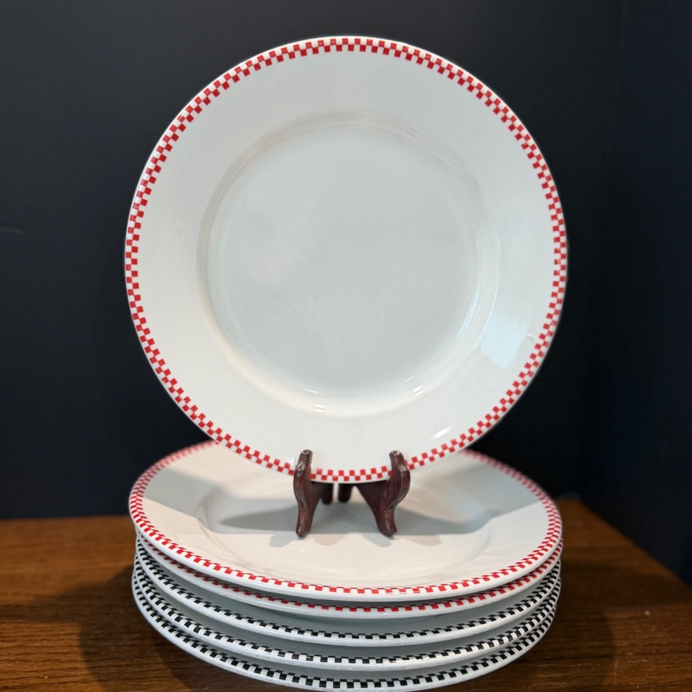 Oneida Crown Rego Checkered Dinner Plates  Red Black Diner Retro 6pc